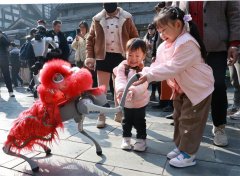 目前核心正取成都天然博物馆结合编制人形机械 
